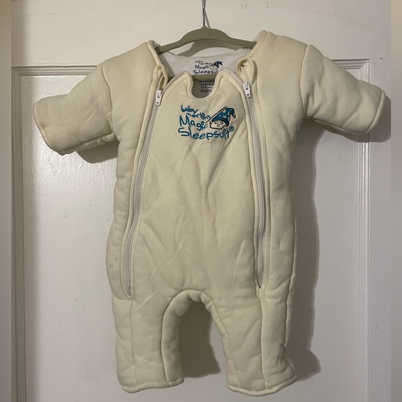 Baby Merlin’s Magic Sleepsuit Off White Size Small (3-6M) - Picture 2 of 3